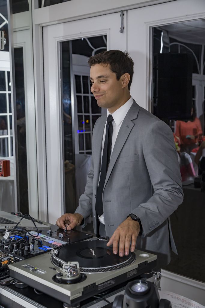 Wedding-DJs-in-Tampa
